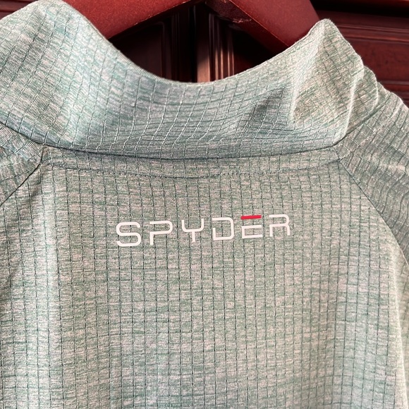 Brand New Spyder Active, Breathable, Quick Dry, Lightweight Stretch Green fabric - Picture 9 of 10
